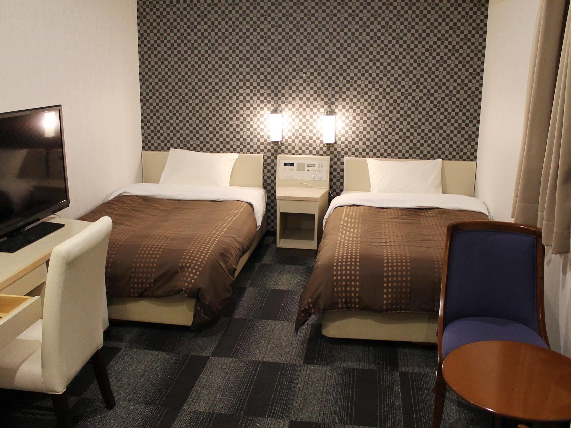 Livemax Kyoto Gojo Hotel Exterior photo