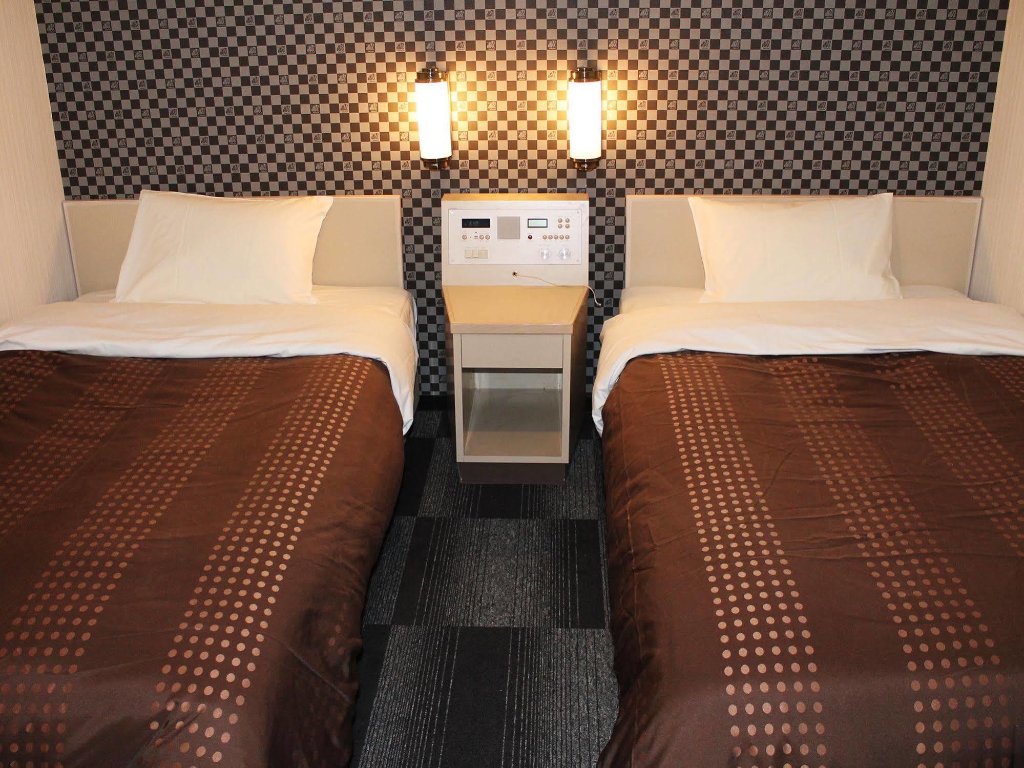 Livemax Kyoto Gojo Hotel Exterior photo